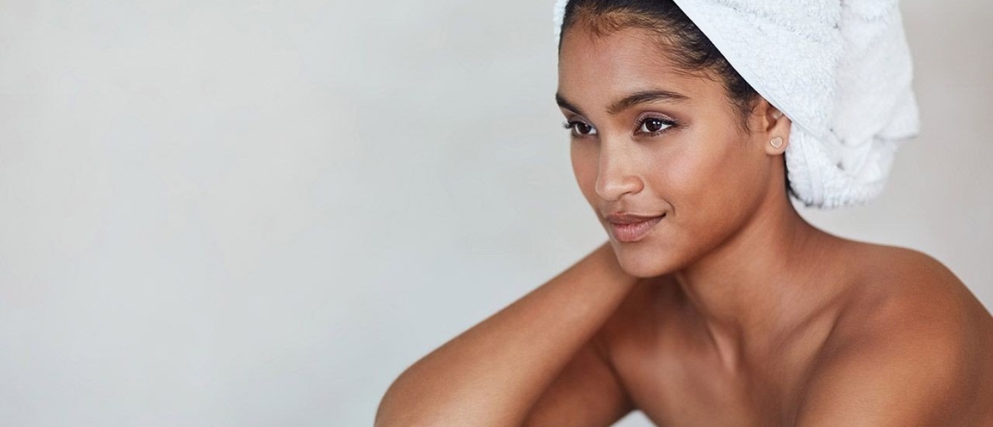 Οι 9 καλύτερες ενυδατικές κρέμες για ευαίσθητα δέρματα