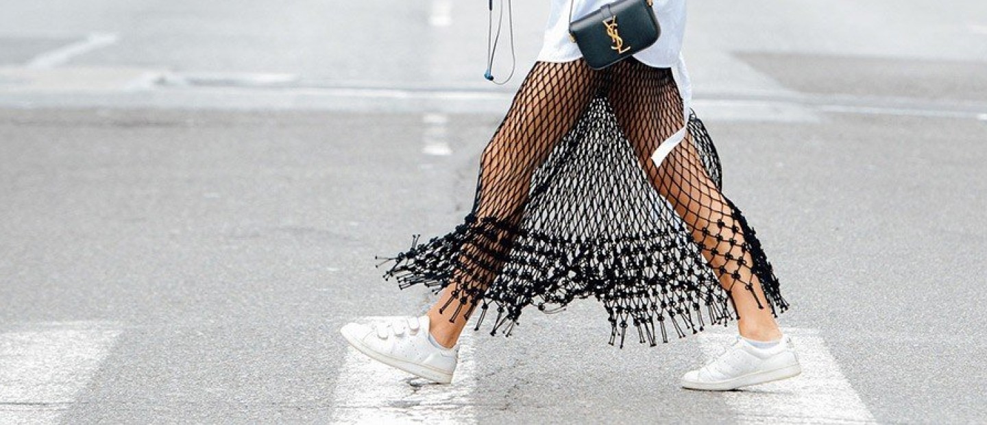 Τα πιο μοδάτα λευκά αθλητικά παπούτσια για να αποκτήσετε τώρα