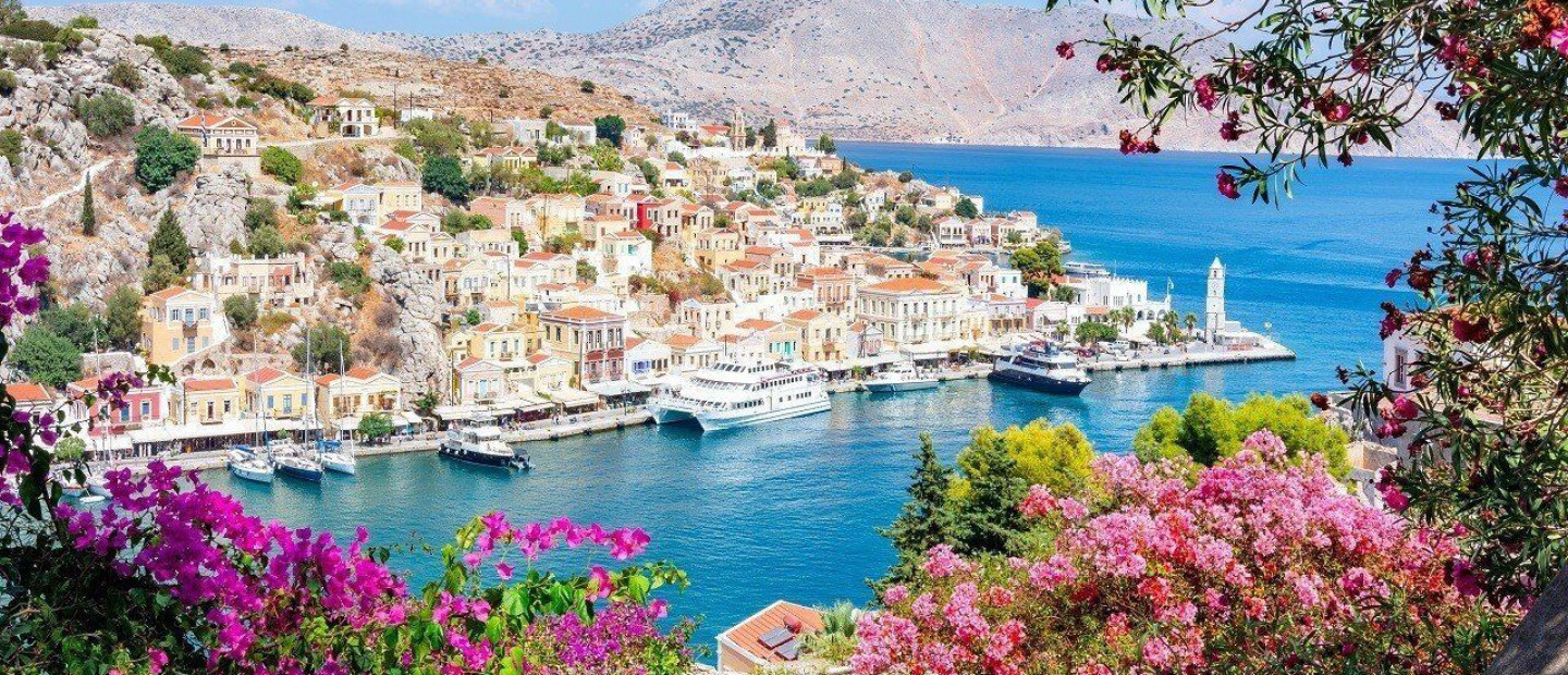 Easter vibes: Πάσχα στο πιο ερωτεύσιμο νησί των Δωδεκανήσων
