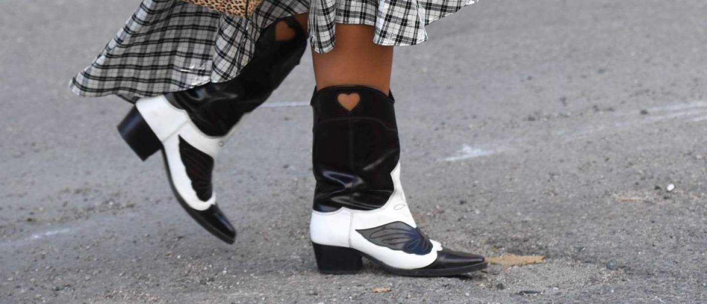 Πώς να εντάξετε το "cowboy-core" trend στα καθημερινά σας look