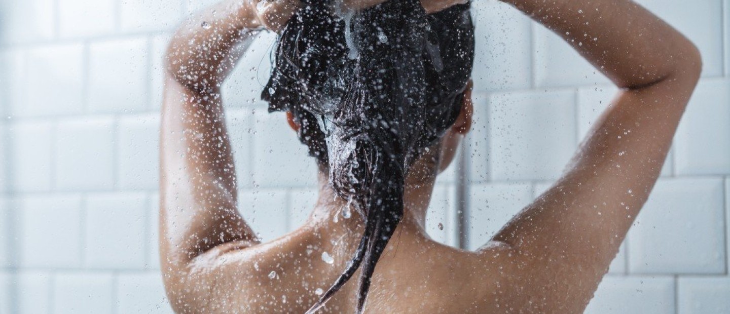 Everything Shower: Η τελετουργία αυτοφροντίδας που έγινε παγκόσμια τάση