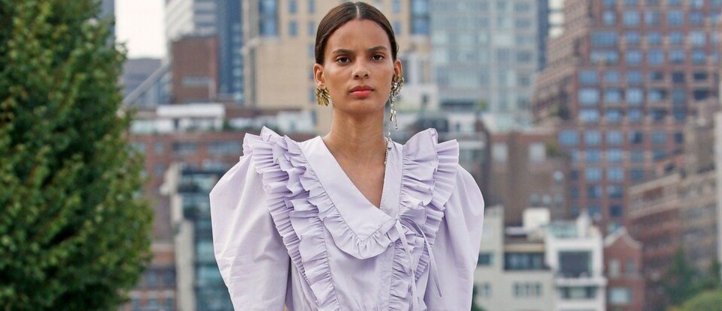 Τι είναι το "Digital Lavender" που αντικατέστησε το "Barbiecore Pink"; 