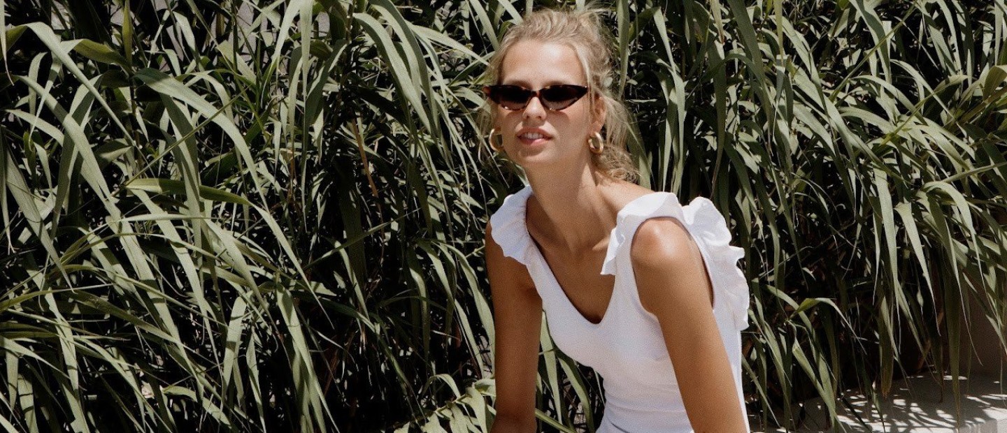Oλόσωμα μαγιό: Οι πιο κολακευτικές και easy-to-wear & match επιλογές 