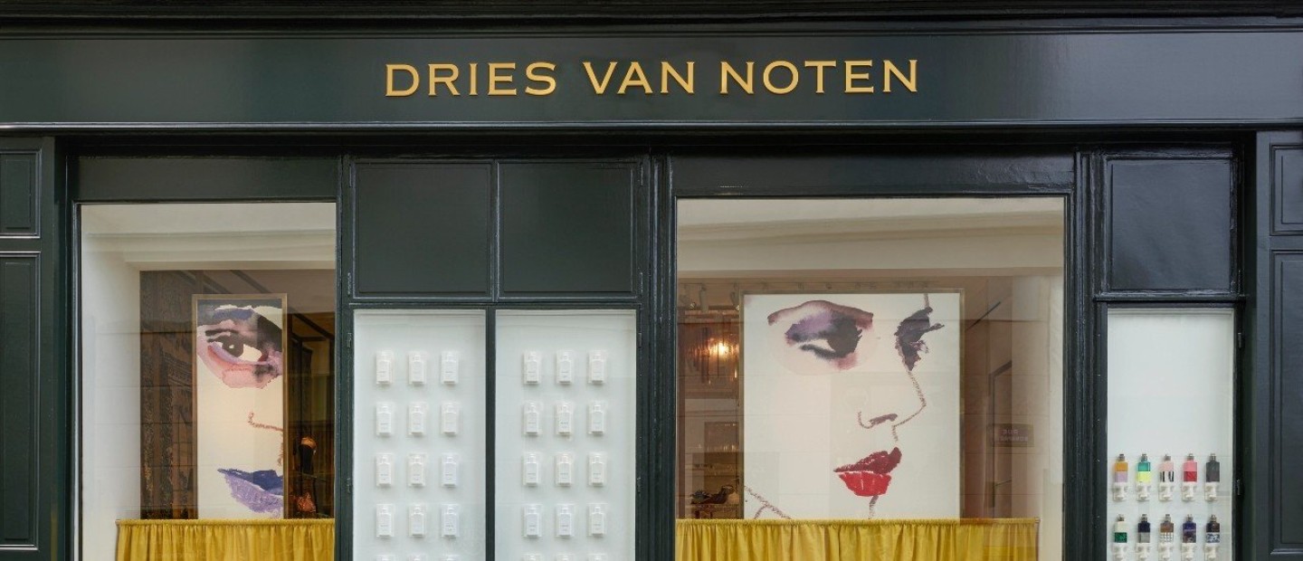 Dries Van Noten: Η νέα boutique του designer άνοιξε τις πύλες της στην καρδιά του Παρισιού