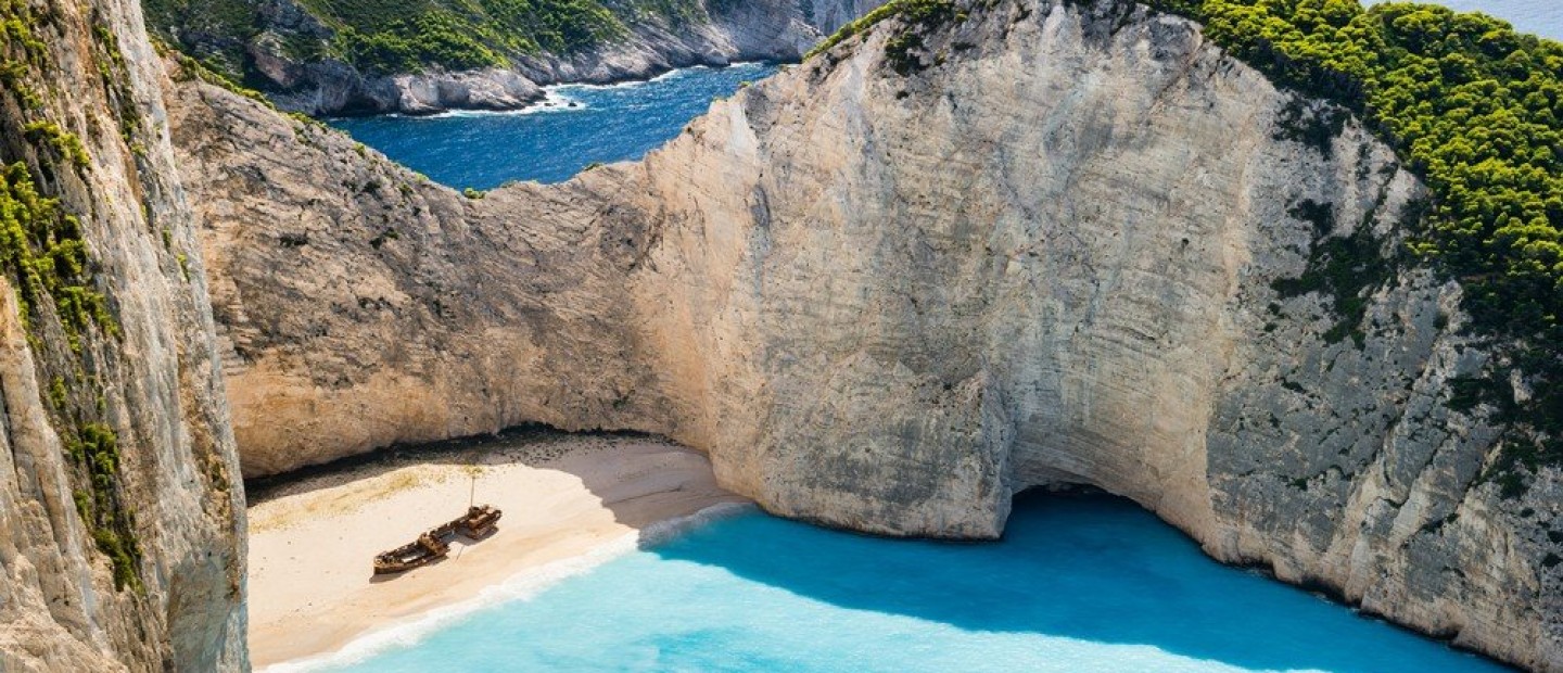 An insider guide to: Ζάκυνθος, με τον Γιώργο Μανιάδη