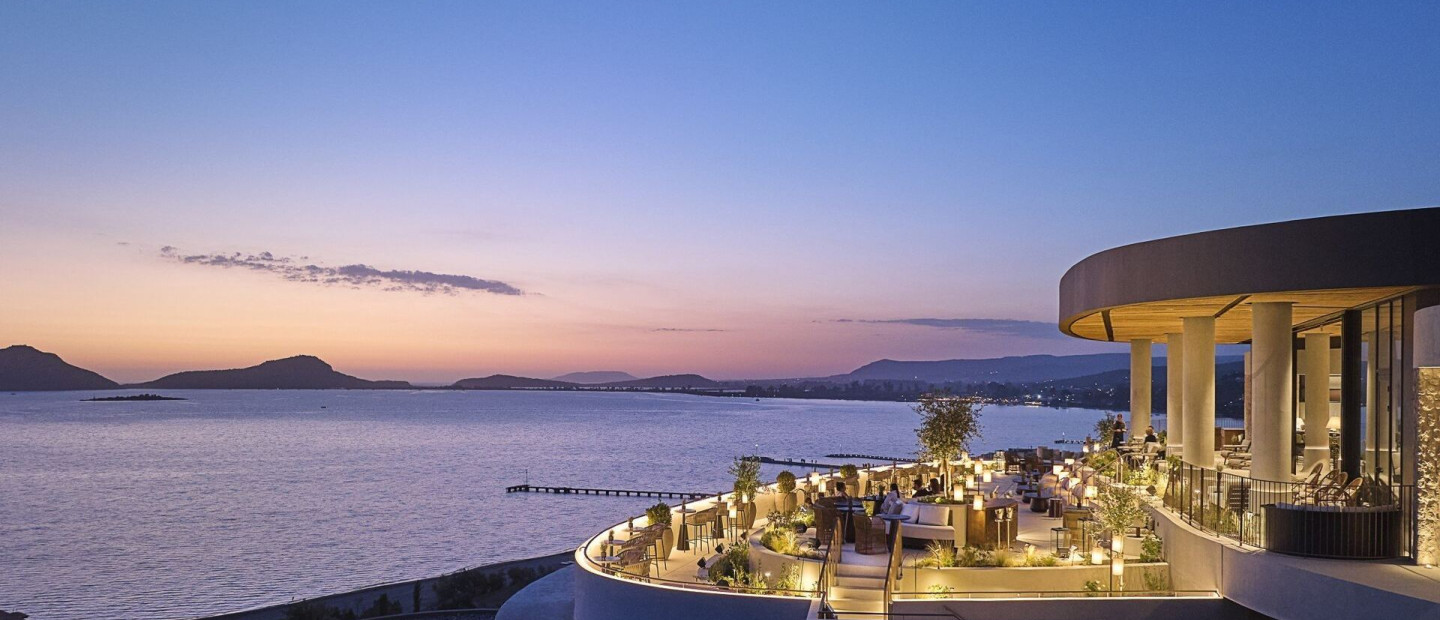 Opening now: Το πρώτο ξενοδοχείο της Mandarin Oriental στην Ελλάδα έκανε μόλις το ντεμπούτο του στην Costa Navarino