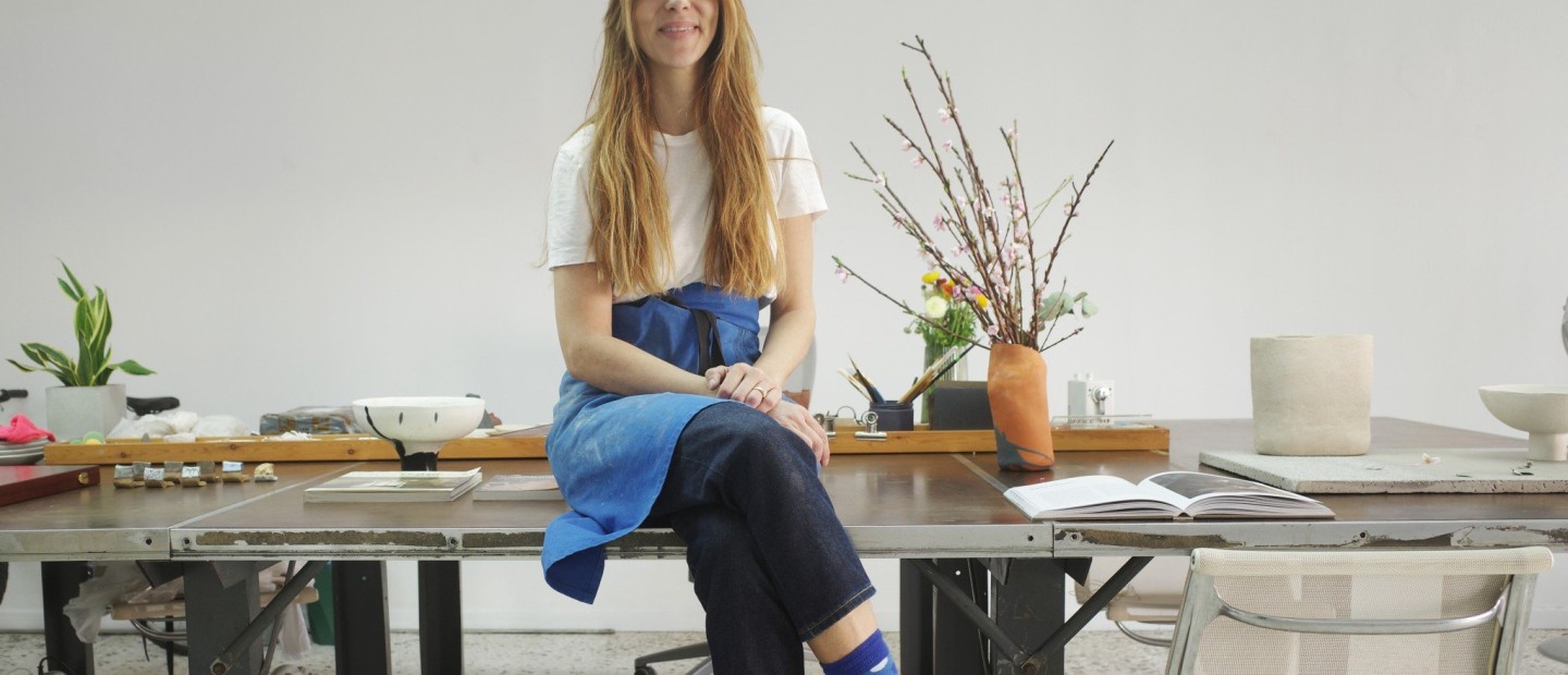 The Talks: Με την interior architect και κεραμίστρια Παρασκευή Σιούτη