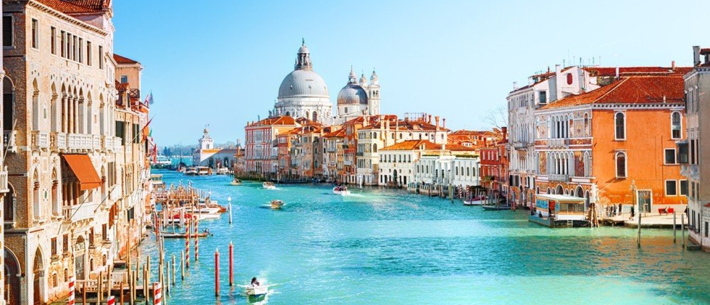 Travel lovers: 5 ευρωπαϊκές πόλεις για την πιο αναζωογονητική φθινοπωρινή απόδραση