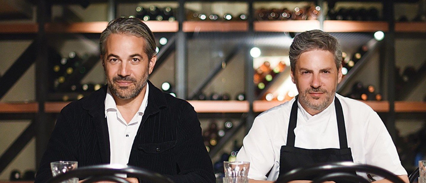 An invitation to dinner: Ο Φώτης Βαλλάτος και ο Μανώλης Παπουτσάκης συζητούν για ένα πολλά υποσχόμενο γευστικά μέλλον