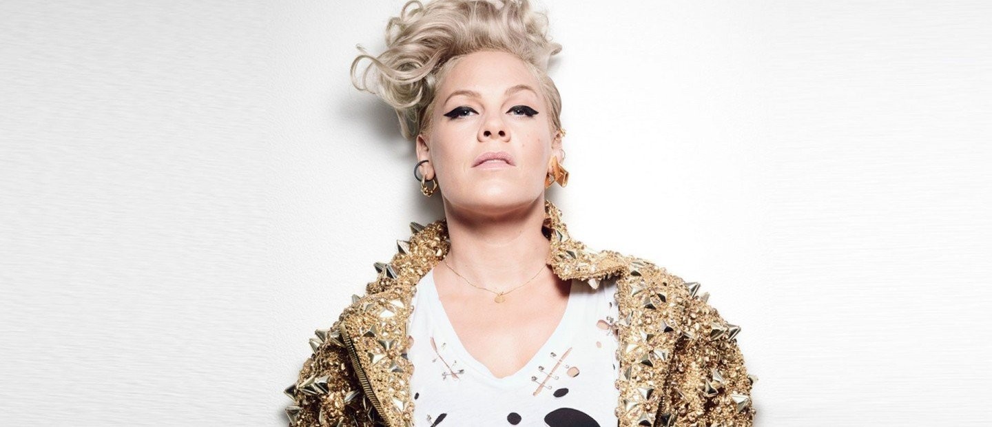 Το νέο interview της Pink αποκαλύπτει κρυμμένες πτυχές του εαυτού της