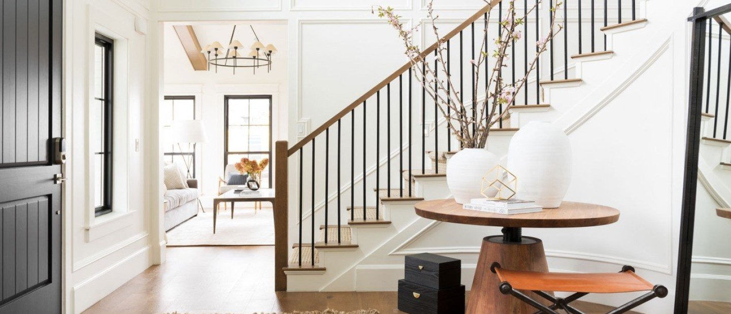 Τα 7 καλύτερα φυτά για την είσοδο του σπιτιού σας που θα χαρίσουν θετική ενέργεια