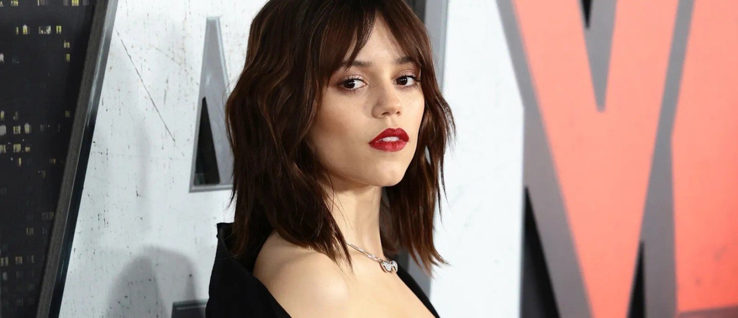Jenna Ortega: Αυτά είναι τα καλύτερα red carpet looks της ηθοποιού