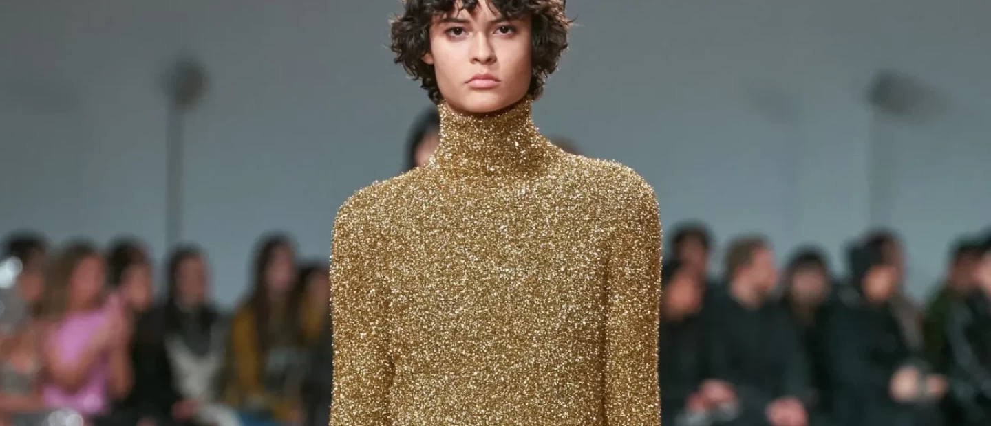 Lurex: Η τάση της δεκαετίας '70s που είναι απαραίτητη για την party season