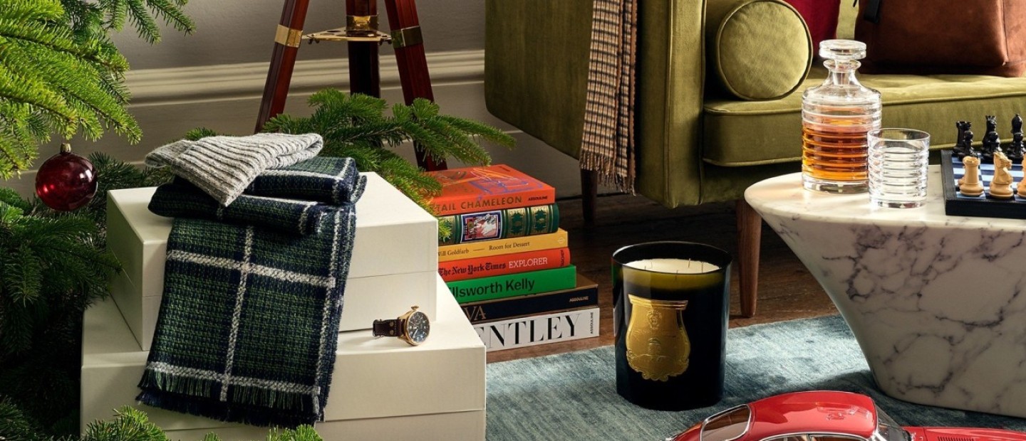 Bye Bye 2023: Τα eclectic δώρα που μπορείτε να προσφέρετε σε όποιον κερδίσει το φλουρί