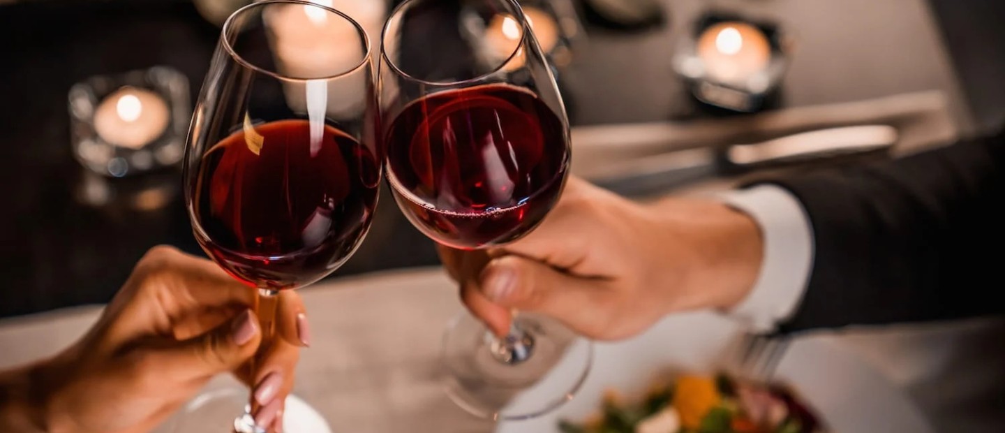 Άγιος Βαλεντίνος στη Θεσσαλονίκη: Οι καλύτερες προτάσεις στην πόλη για τους ερωτευμένους