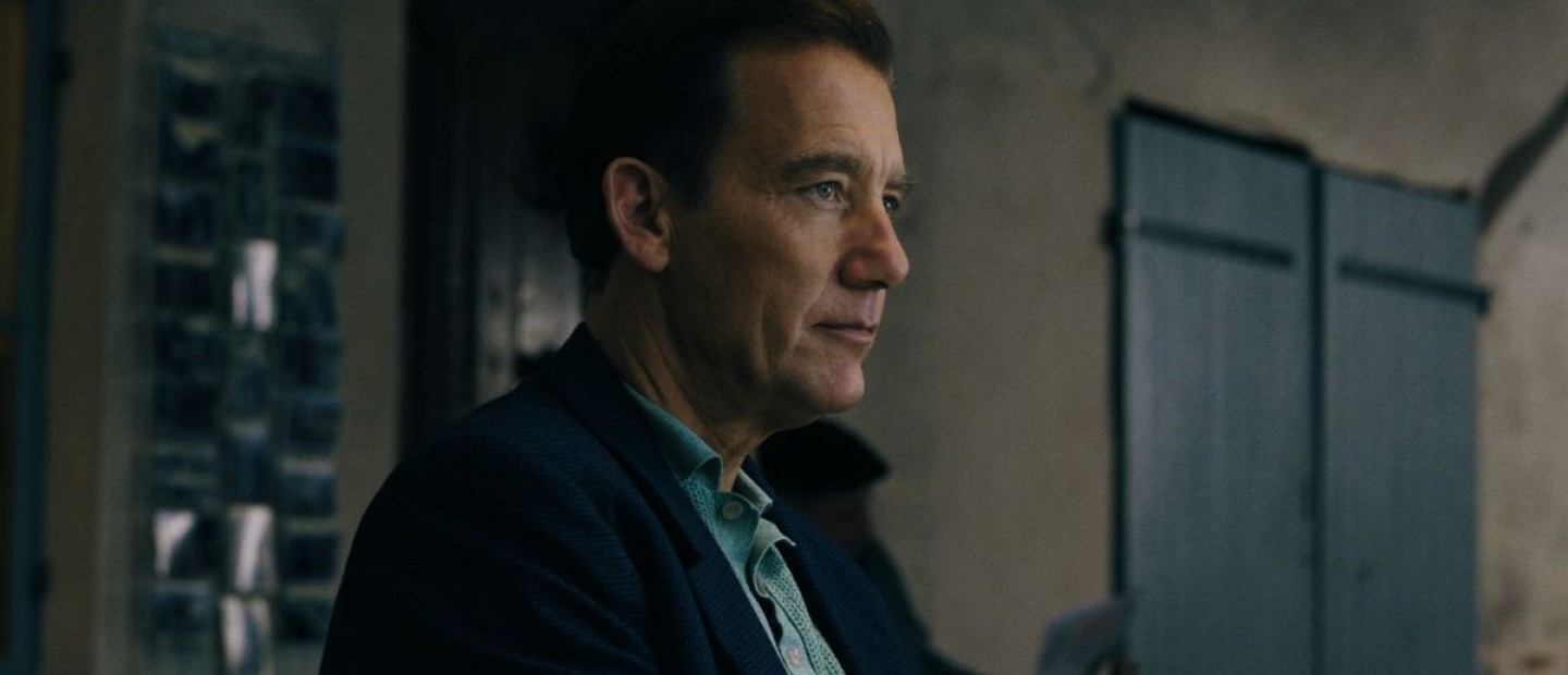 Ο Clive Owen θυμάται και αναλύει τους πιο εμβληματικούς χαρακτήρες που έχει υποδυθεί