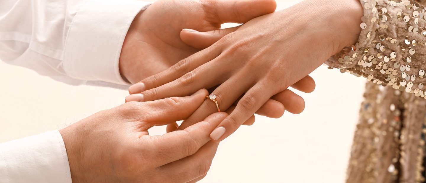 Perfect Sparkle: Η must προσθήκη που θα χαρίσει λάμψη και πολυτέλεια σε κάθε wedding look