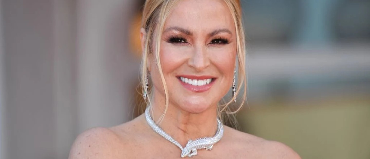 H Anastacia ερμηνεύει ξανά live την πιο iconic επιτυχία της