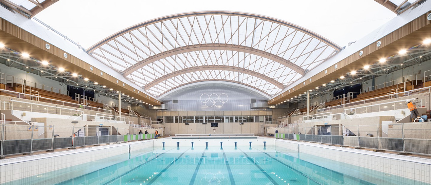 Οι εμβληματικές πισίνες του Παρισιού όπου θα πραγματοποιηθούν φέτος οι Ολυμπιακοί Αγώνες