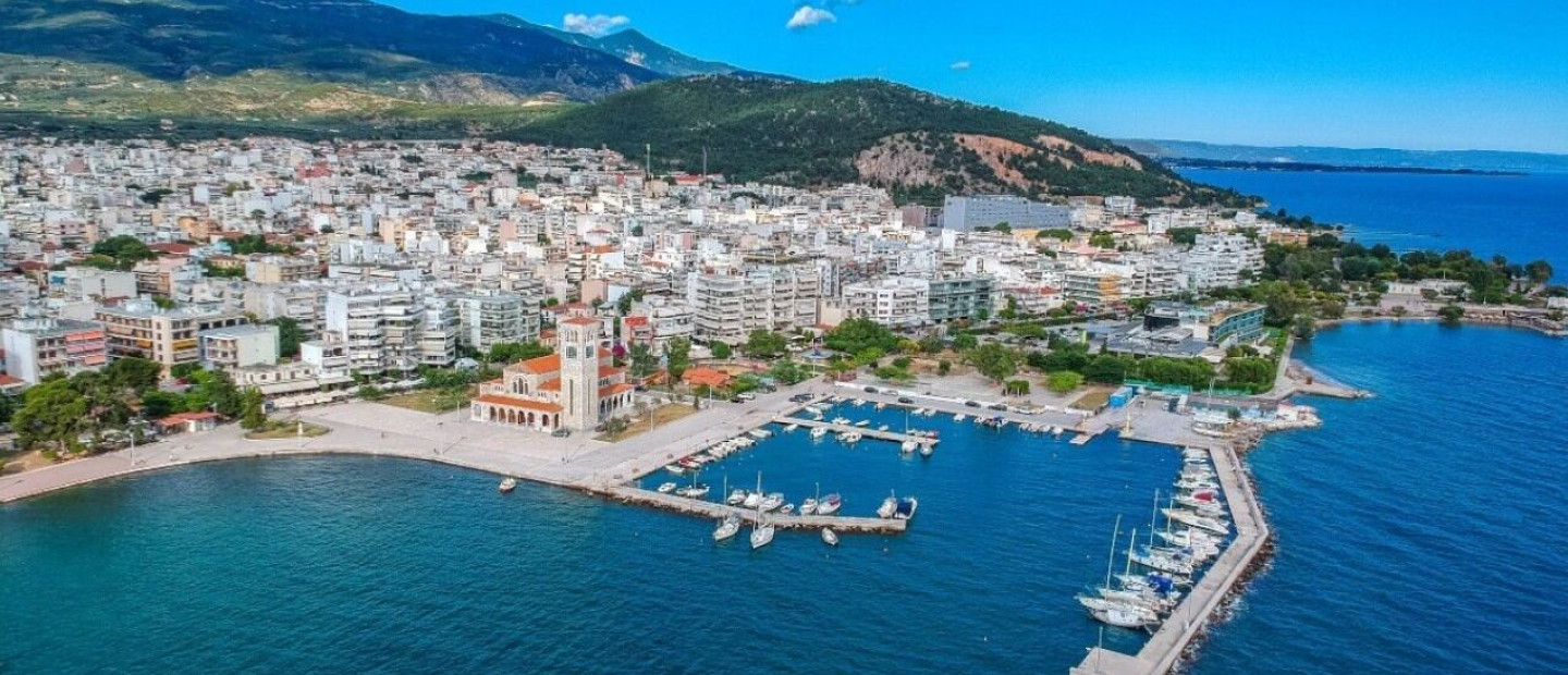 Road trip lovers: 5 κοντινοί προορισμοί που προσφέρονται για μονοήμερες ανοιξιάτικες εξορμήσεις