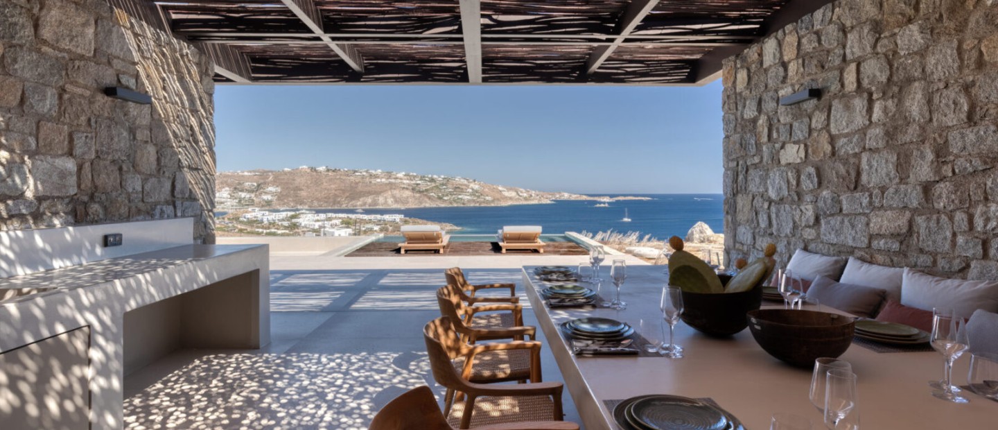 H βίλα Untold Μykonos είναι ό,τι πιο ιδανικό θα μπορούσε να ονειρευτεί κανείς για τις διακοπές του