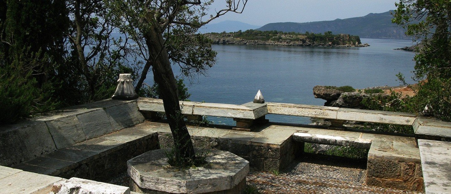 Μια ματιά στην ονειρεμένη κατοικία του Sir Patrick Leigh Fermor στη Μεσσηνία 