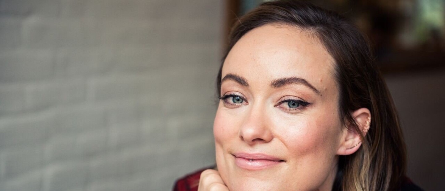 Η beauty ρουτίνα της Olivia Wilde σ' ένα απολαυστικό βίντεο