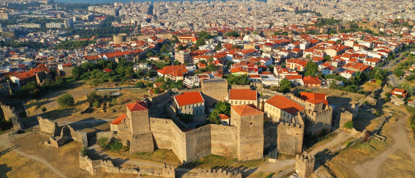 Αύγουστος στη Θεσσαλονίκη: Οι παραστάσεις και οι συναυλίες που δεν πρέπει να χάσετε αν μείνετε στην πόλη