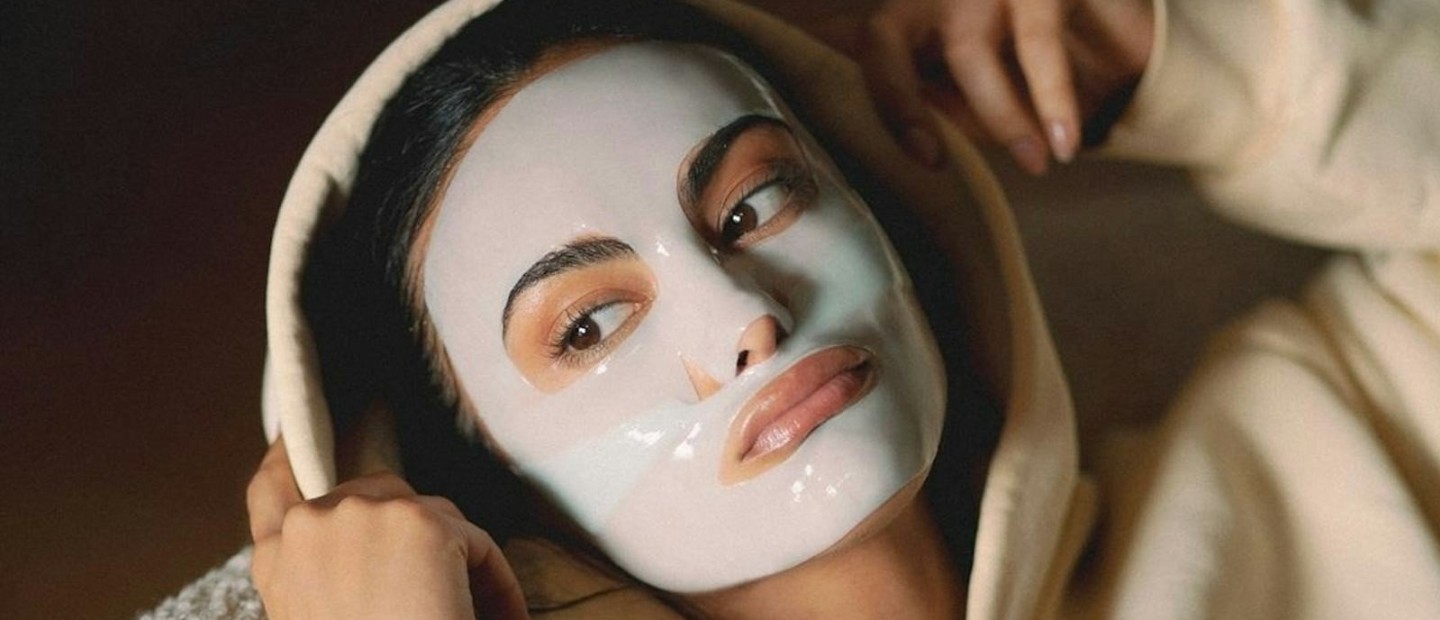 10 μάσκες που θα προσφέρουν σφριγηλότητα και λάμψη στο δέρμα σας σε λίγα μόνο λεπτά