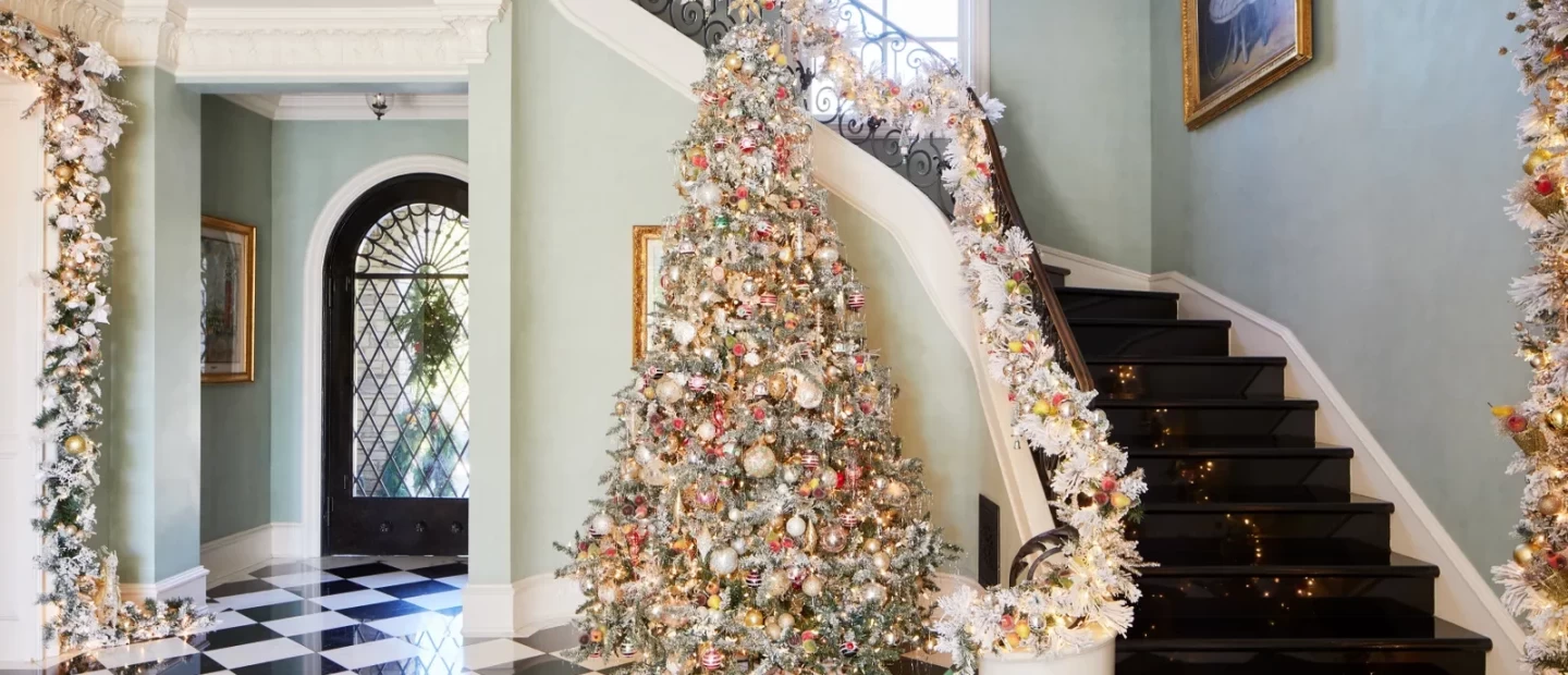 Christmas Tree Trends: Οι κορυφαίες τάσεις στα χριστουγεννιάτικα δέντρα για φέτος