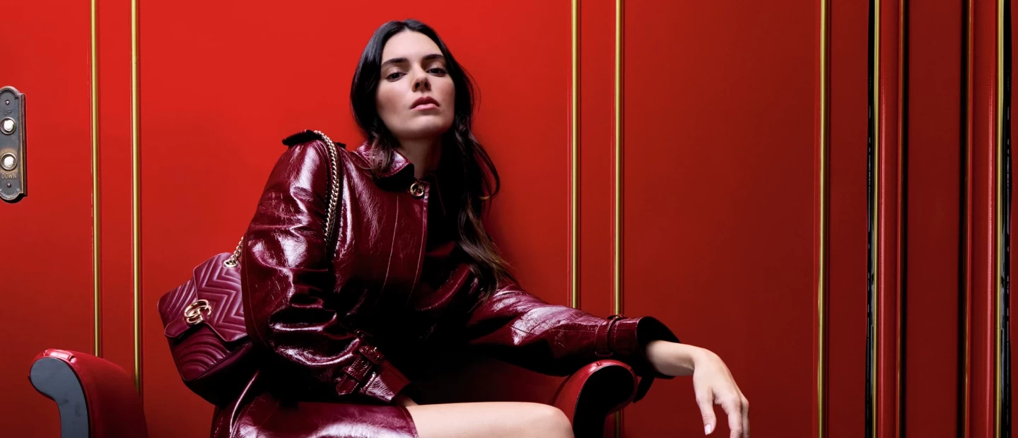 Gucci Gift: Η εορταστική καμπάνια του οίκου είναι ένας φόρος τιμής στη συντροφικότητα και την αγάπη