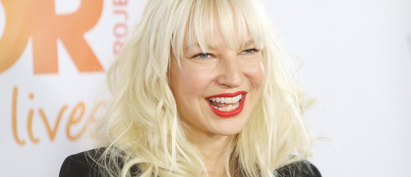 Pretty Hurts: H Sia διασκευάζει το τραγούδι της Beyoncé