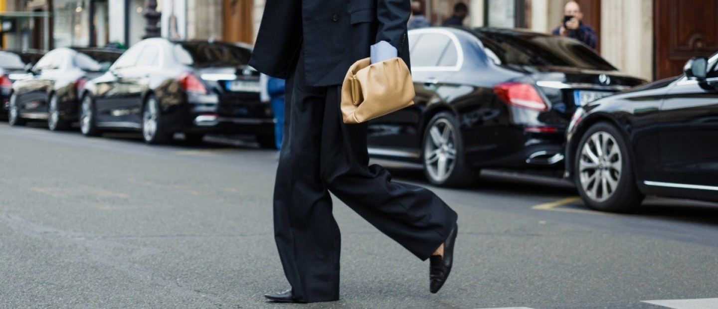 Τα flat παπούτσια που θα απογειώσουν τα office looks σας 
