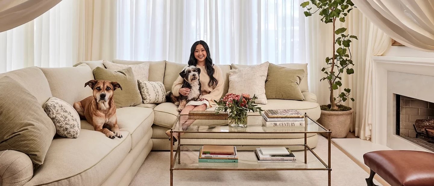 Μέσα στο ονειρικό σπίτι της Lana Condor στο Los Angeles