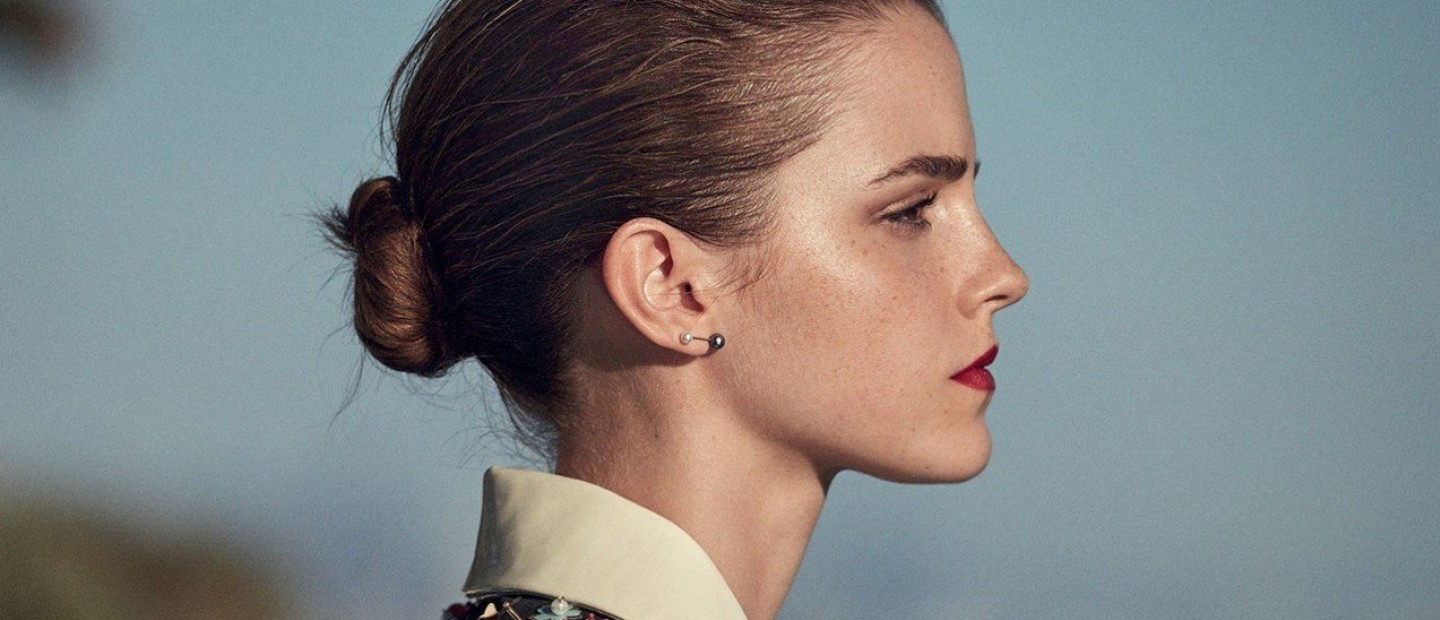 Θεωρείτε ότι δεν μπορείτε να πετύχετε chic up-dos με μαλλιά έως τον ώμο; Επιτρέψτε μου να σας αποδείξω ότι κάνετε λάθος