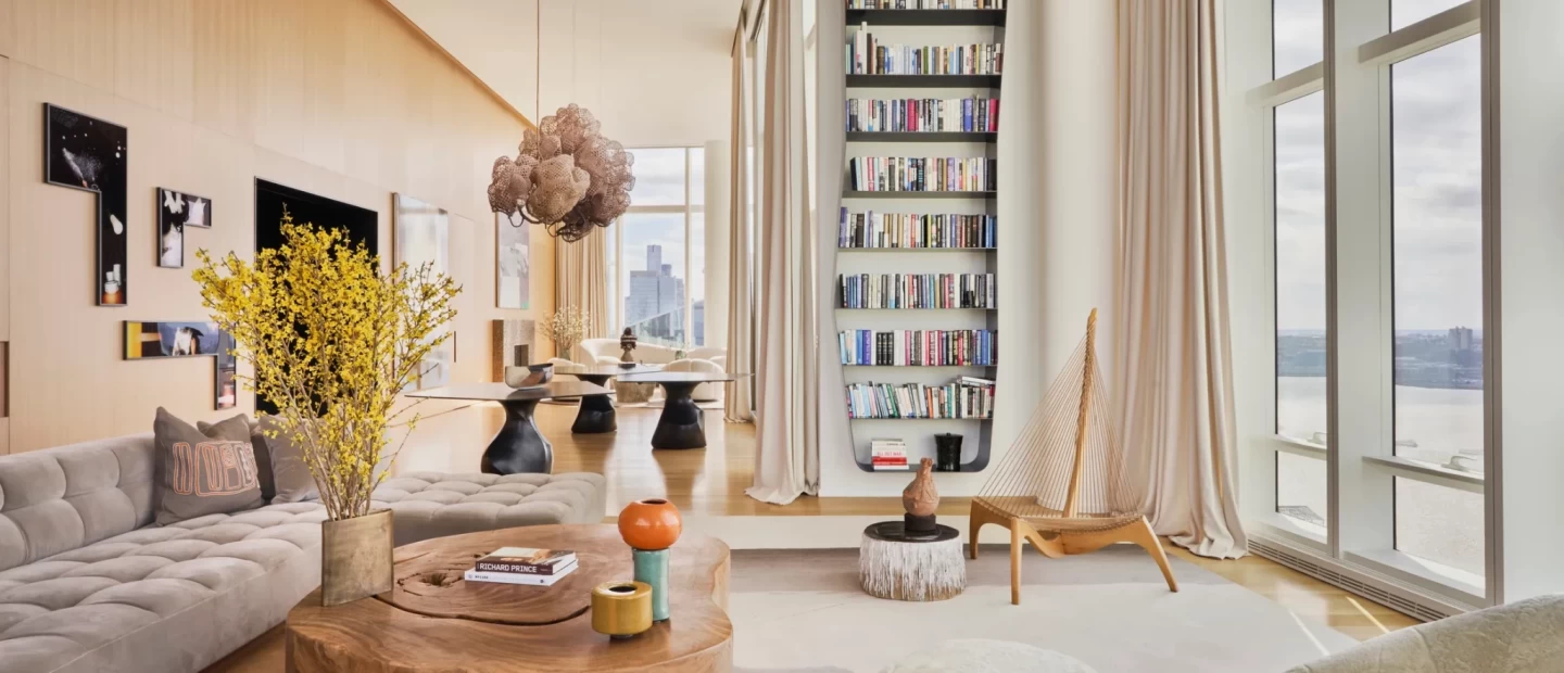 Ένα διαμέρισμα που μοιάζει σαν να αιωρείται στον ουρανό της Νέας Υόρκης 