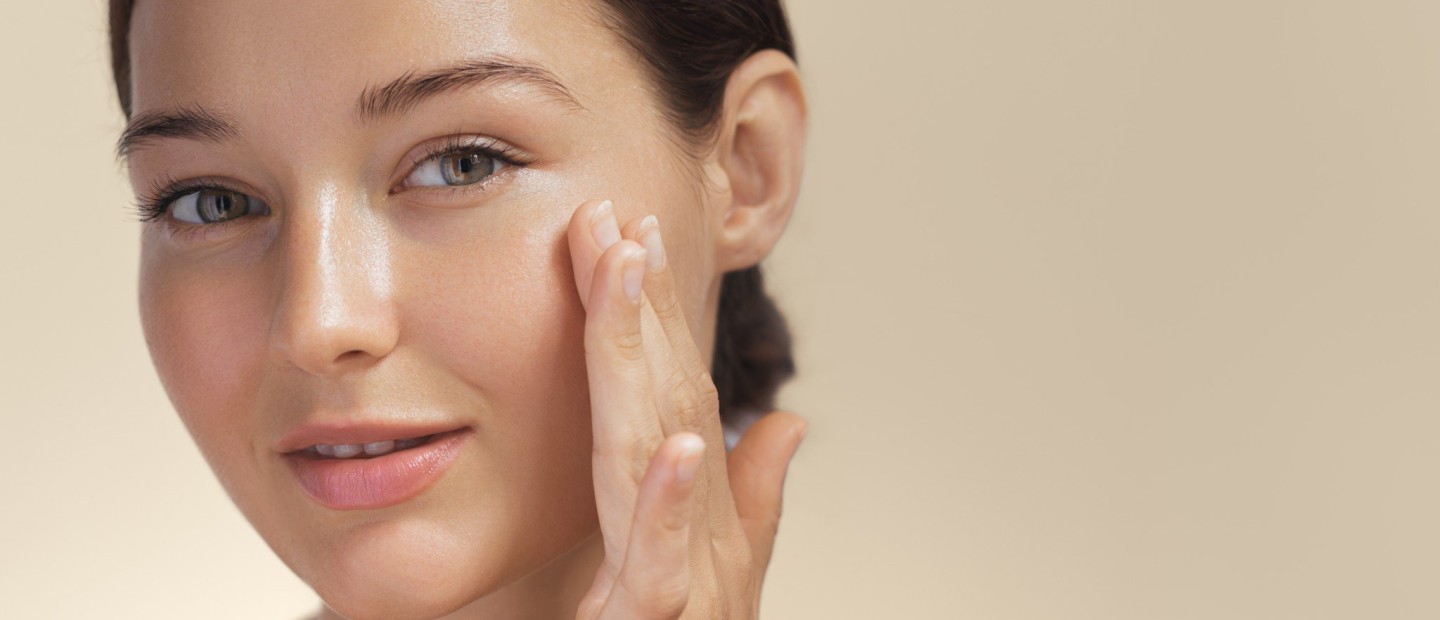 Έχετε σακούλες κάτω από τα μάτια; Όλοι οι τρόποι να για να απαλλαγείτε 