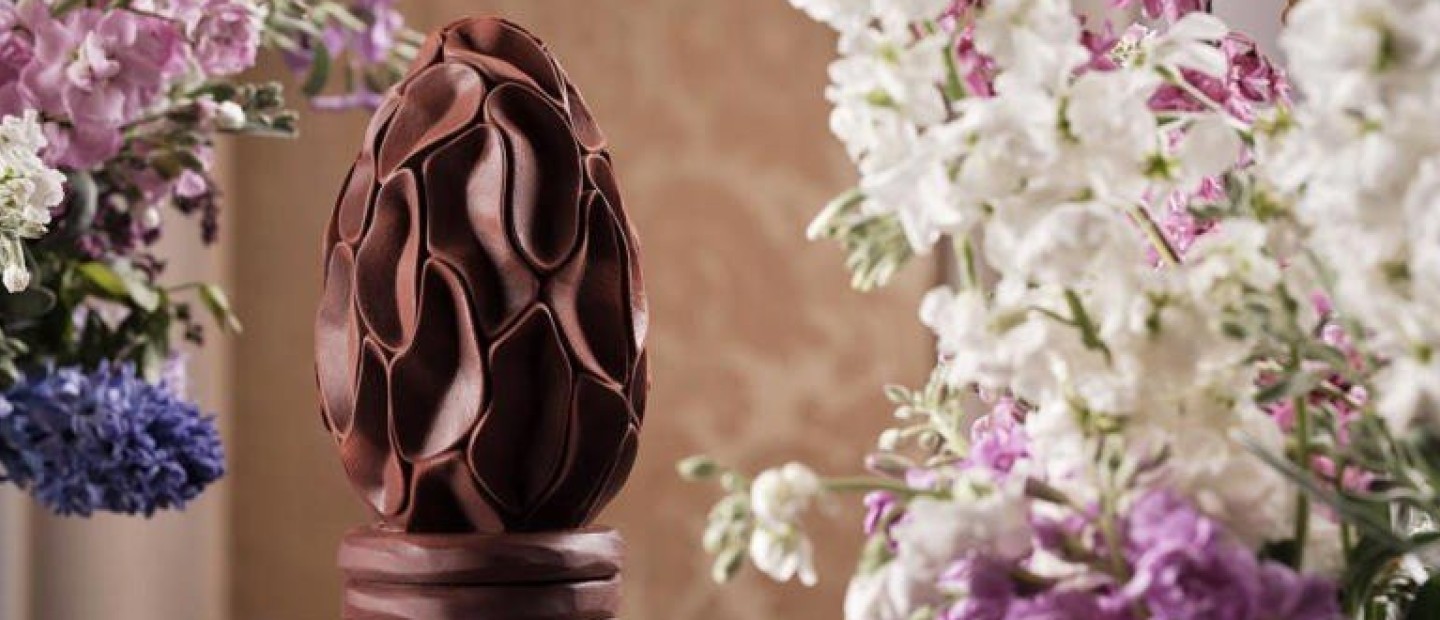 Choco Easter: Τα σοκολατένια πασχαλινά αβγά Ελλήνων δημιουργών που μοιάζουν με έργα τέχνης