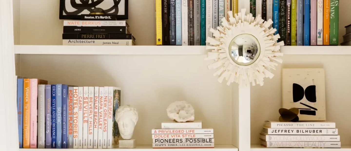 Παγκόσμια Ημέρα Βιβλίου: Πώς ακριβώς καθιερώθηκε; Οι κορυφαίες επιλογές μας για να διαβάσετε σήμερα