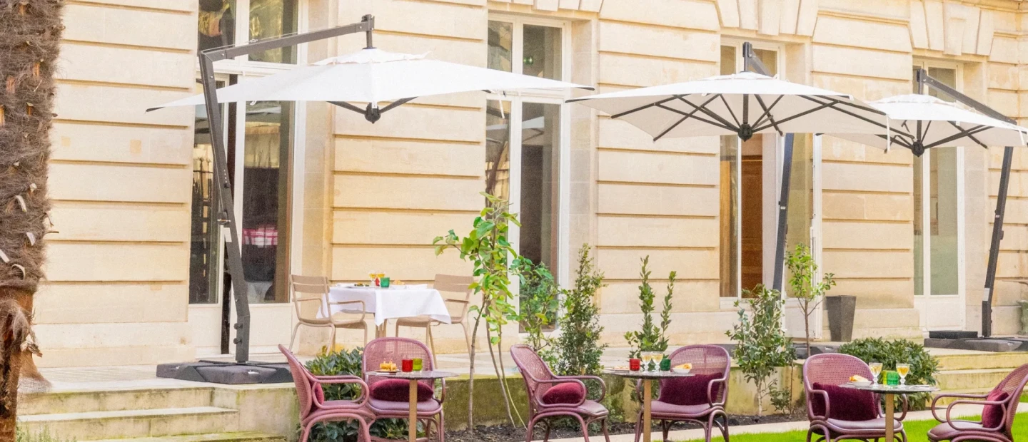 Ο μαγευτικός κήπος του Alain Ducasse στο Παρίσι είναι ένας καλοκαιρινός παράδεισος γαστρονομίας