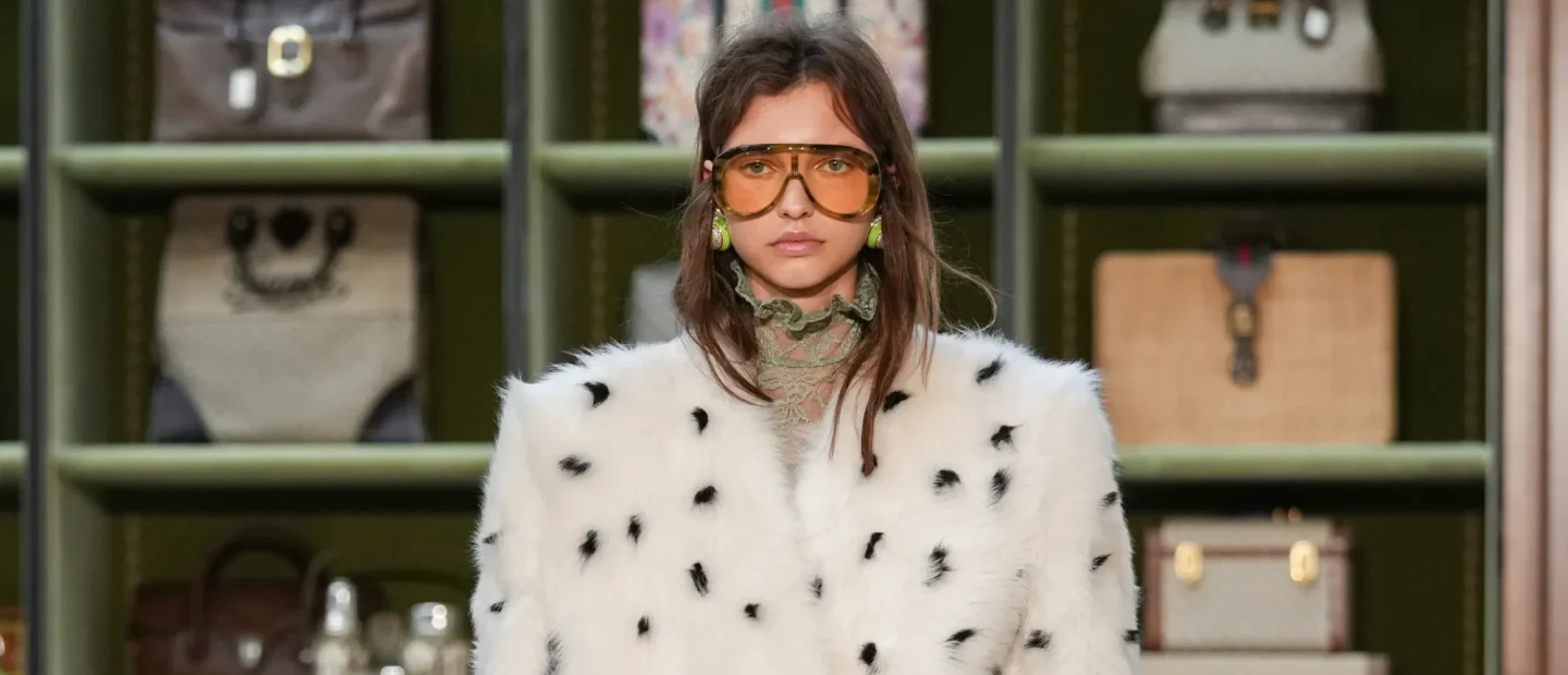 Η Gucci Cruise 2026 στη Φλωρεντία ήταν μία fashionable αναδρομή στα αρχεία του οίκου