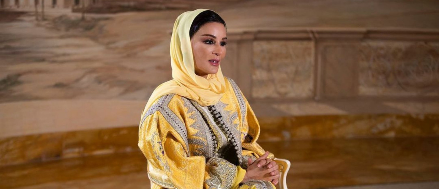 Sheikha Moza: Ποια είναι η «βασίλισσα του στιλ» της Μέσης Ανατολής;
