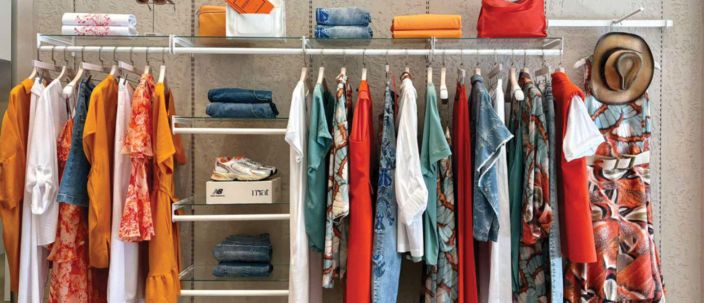 Το brand που εδώ και χρόνια επαναπροσδιορίζει την plus size μόδα επιστρέφει ανανεωμένο στο πιο κομβικό του σημείο στην καρδιά της Θεσσαλονίκης