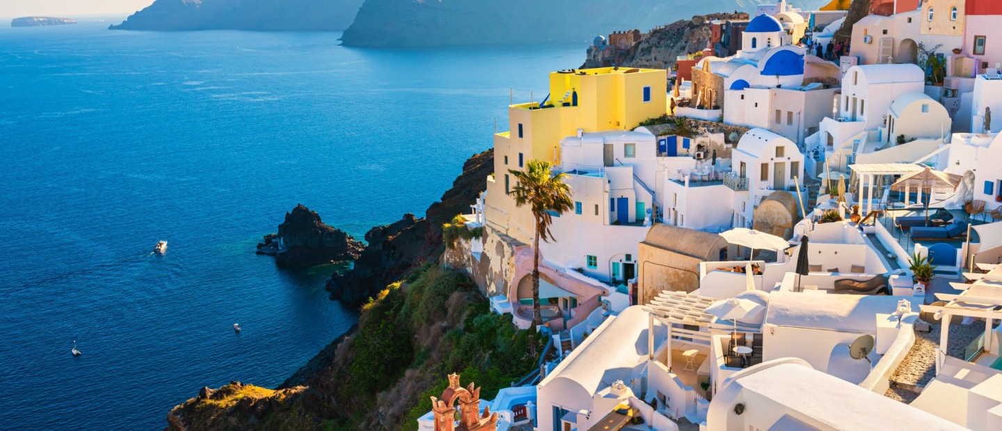 Τα Social Media «μίλησαν»: Ποια ελληνικά νησιά κυριάρχησαν φέτος στις προτιμήσεις των επισκεπτών από όλο το κόσμο και γιατί;