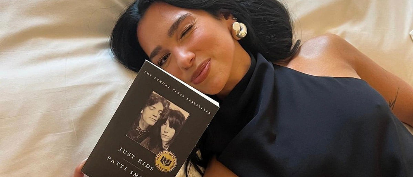 Ποια βιβλία επιλέγουν να διαβάσουν οι μεγαλύτεροι stars του πλανήτη; 