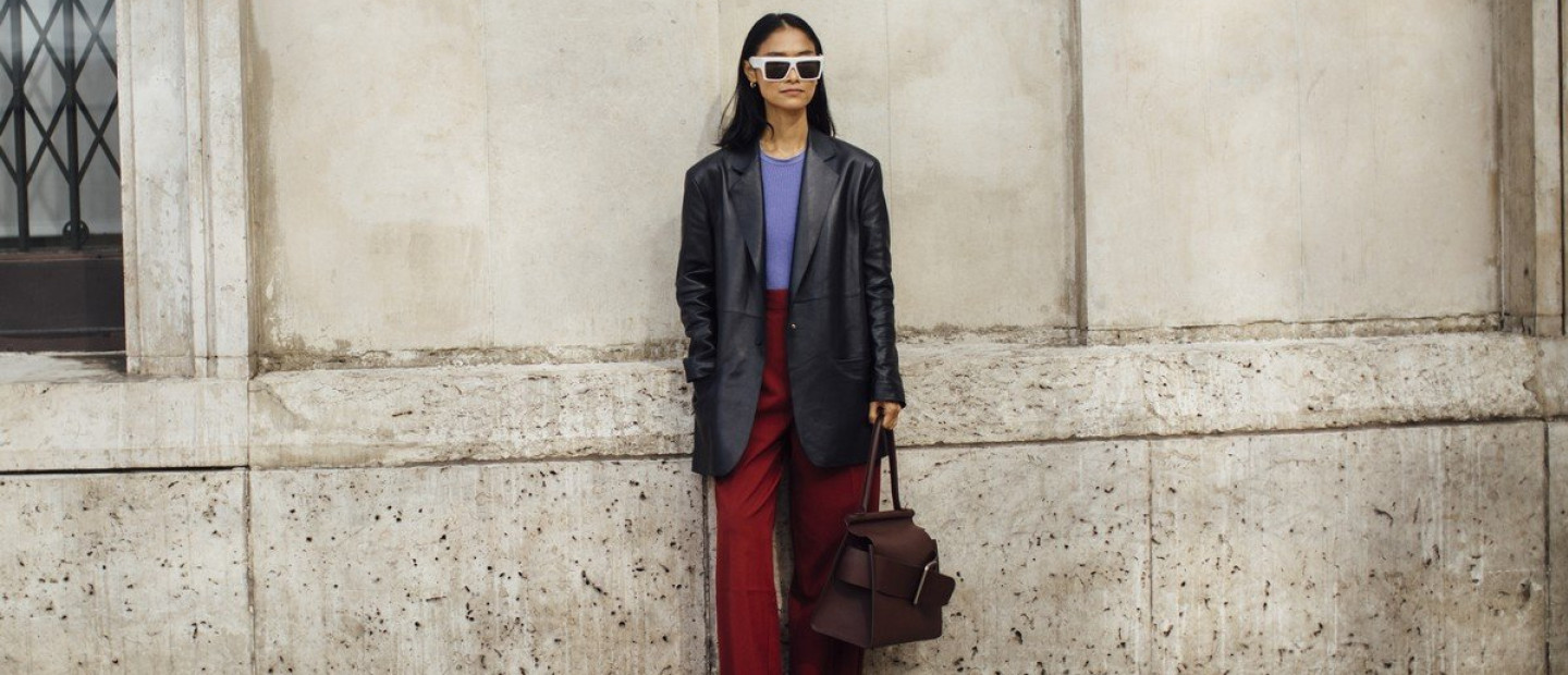 Οι πιο cool τρόποι για να εντάξετε τα leather pieces στα φθινοπωρινά σας σύνολα 