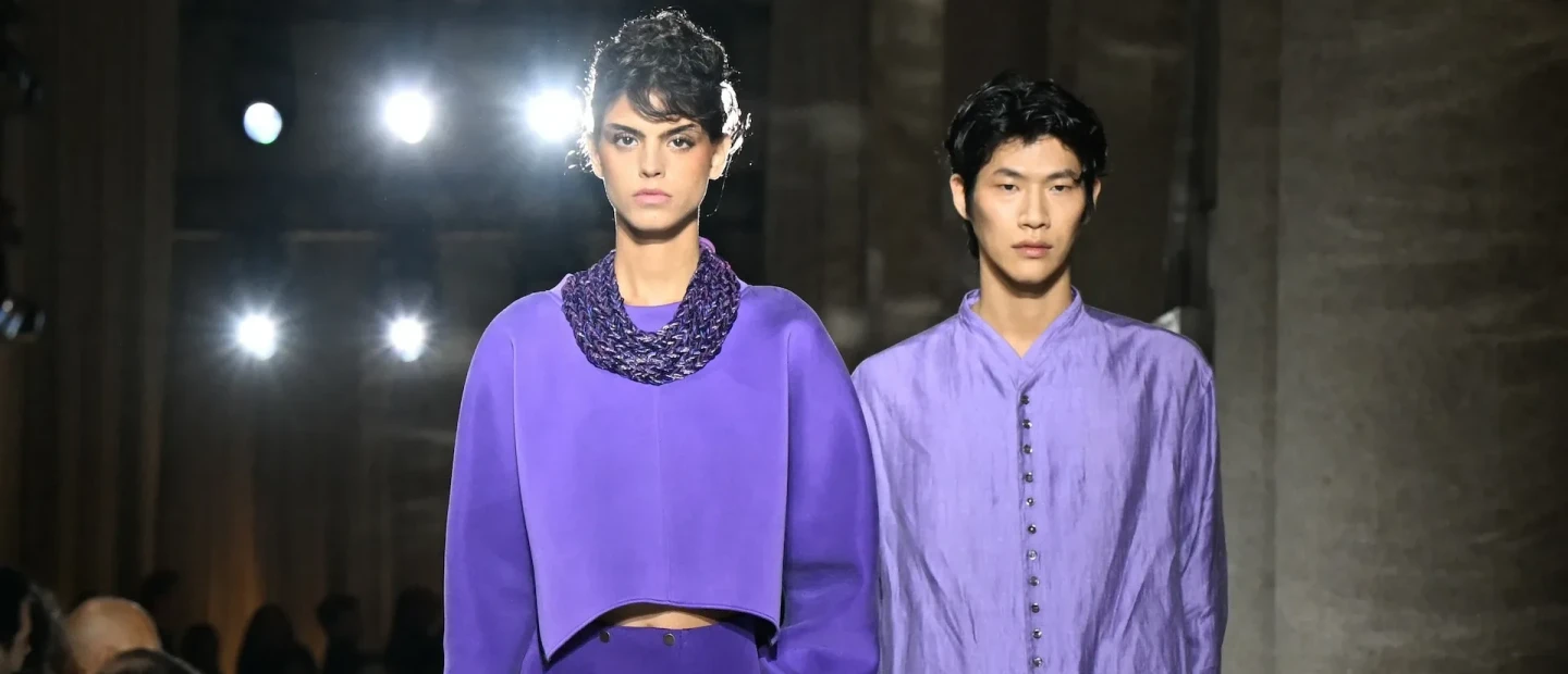 Το show του Giorgio Armani για την SS26 season ήταν μια τελετή αποχαιρετισμού του αείμνηστου σχεδιαστή