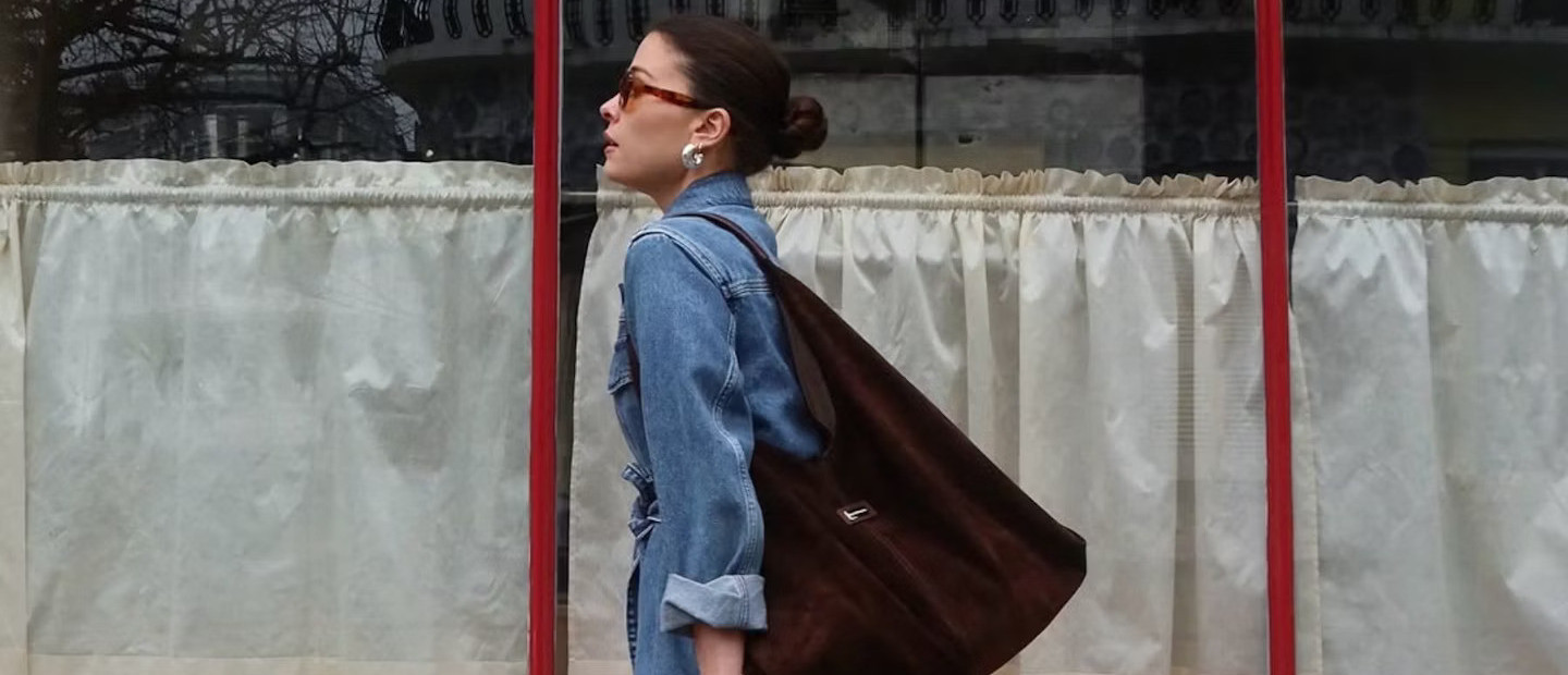 Οι suede bags είναι το next big thing στον κόσμο της μόδας φέτος 