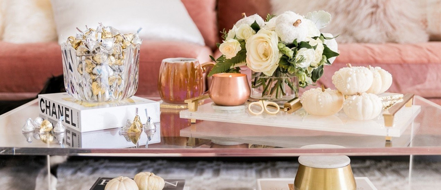 Τα star flowers που δεν πρέπει να λείπουν από καμία μοντέρνα κατοικία το φθινόπωρο