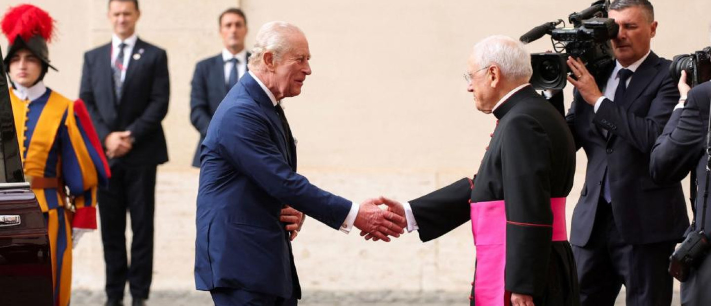 Γιατί η συνάντηση του Βασιλιά Καρόλου με τον Πάπα Λέων ΙΔ΄  στο Βατικανό θεωρείται η πιο ιστορική; 